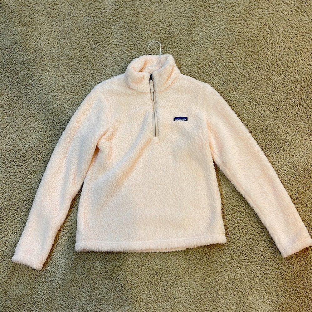 Light pink Patagonia pullover / size Medium
